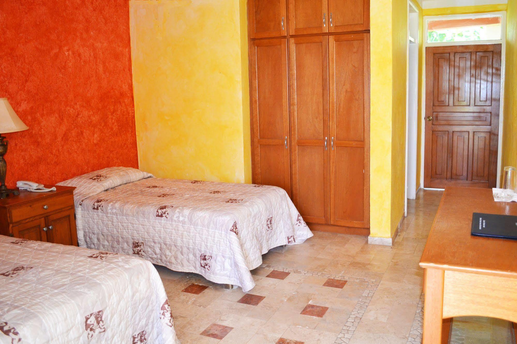Hotel Playa Del Sol Los Barriles Buitenkant foto